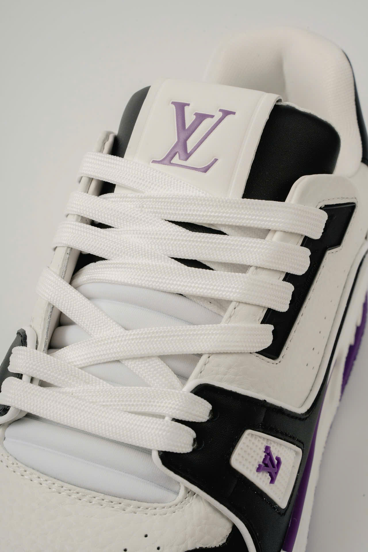 Giày Louis Vuitton LV Trainer #54 White Purple Black Best Quality