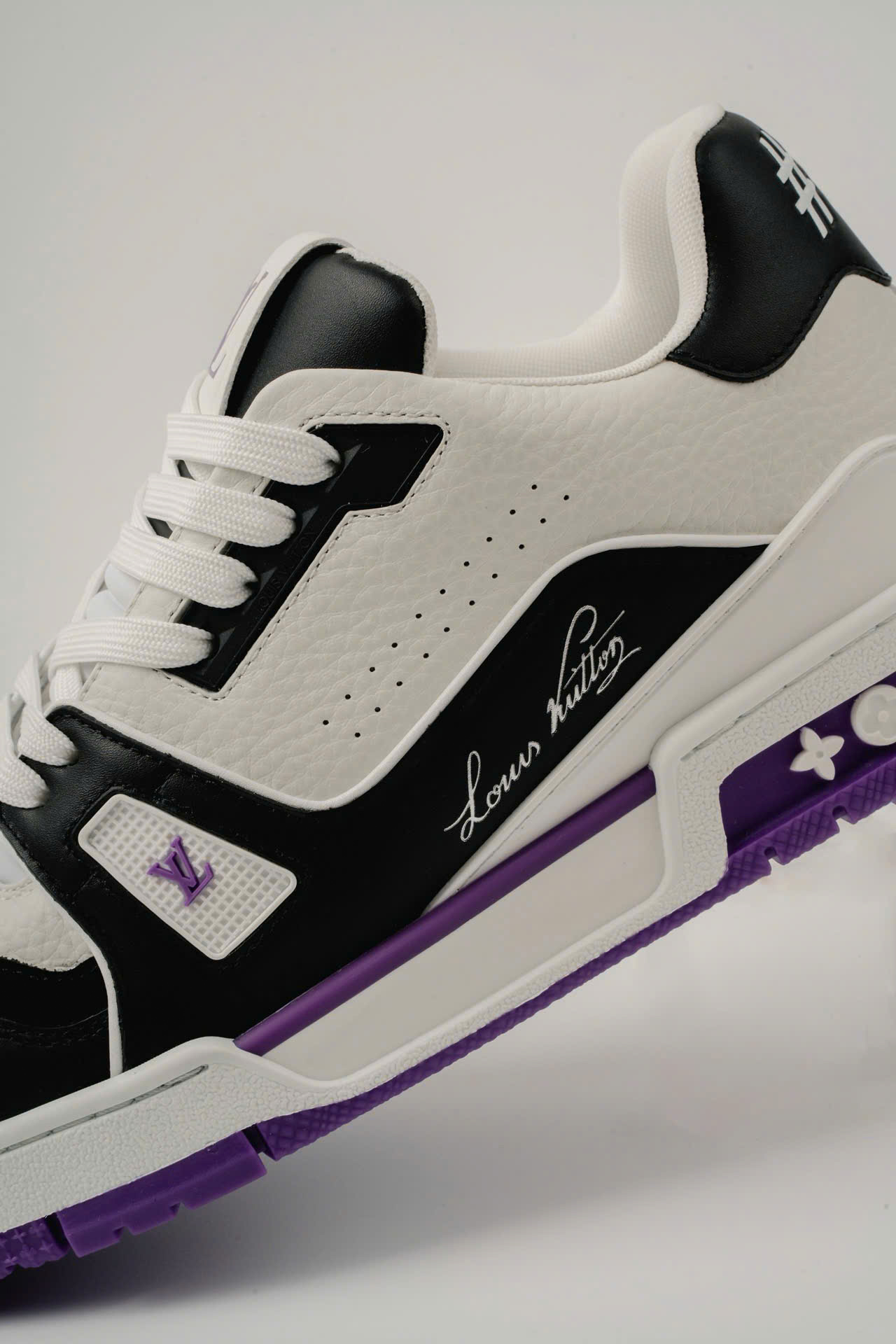 Giày Louis Vuitton LV Trainer #54 White Purple Black Best Quality