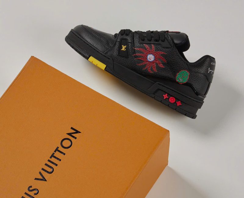 Giày Louis Vuitton x Yayoi Kusama LV Trainer Black Leather Best Quality