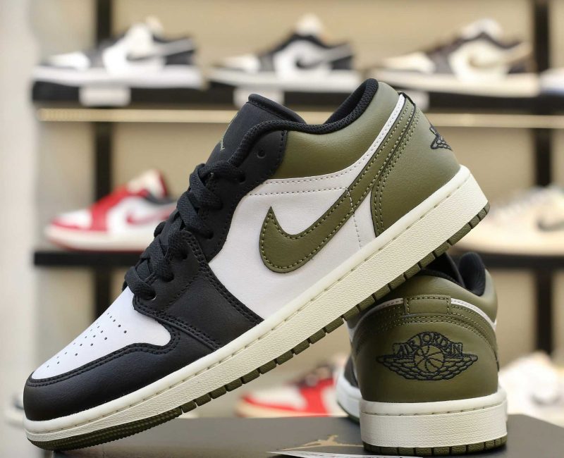 Giày Nike Air Jordan 1 Low GS 'Black Toe Medium Olive' Real