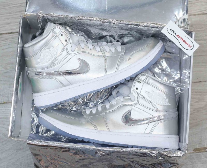 Giày Nike Air Jordan 1 High Gift Giving Pack Real
