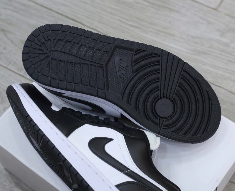 Giày Nike Air Jordan 1 Low 'Panda' 2023 (W) Like Auth