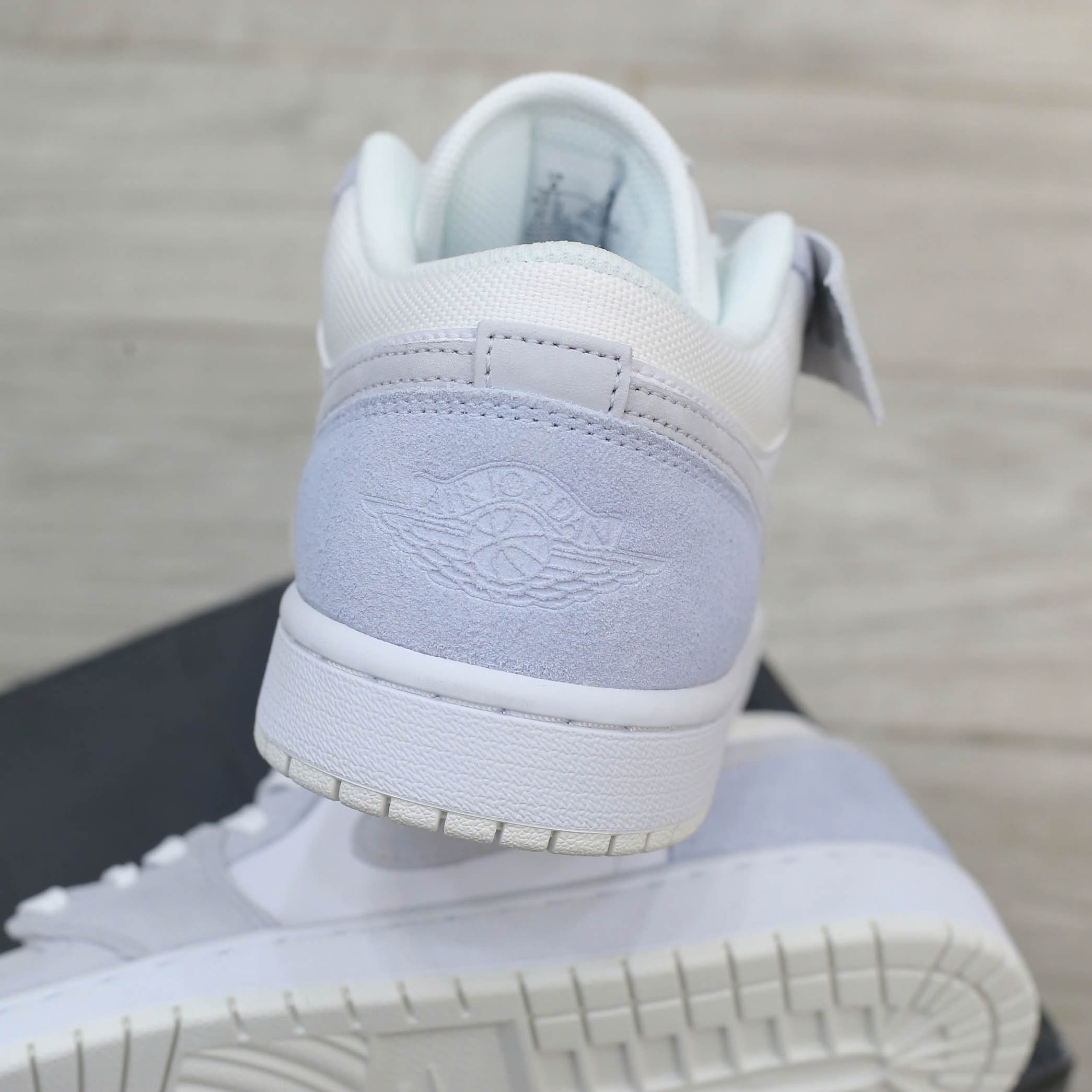 Giày Nike Air Jordan 1 Low Paris Real