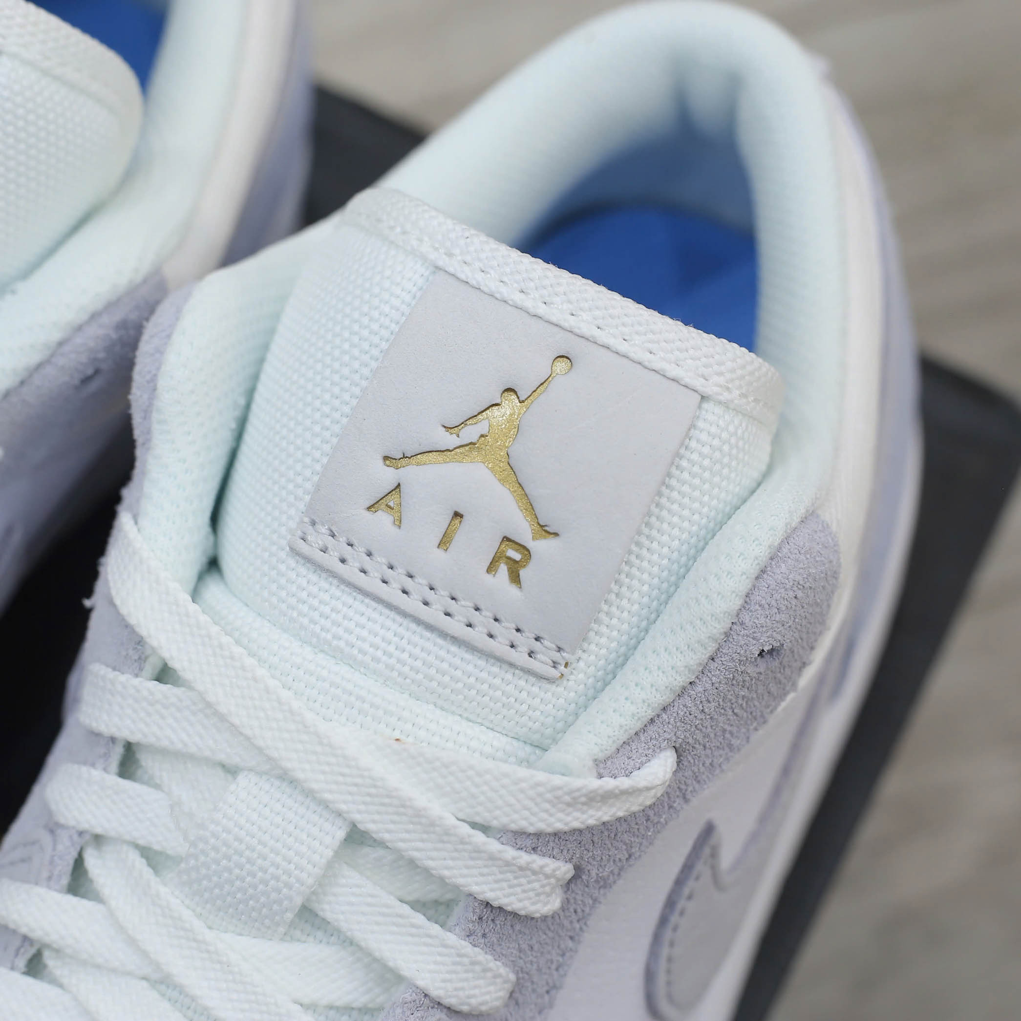 Giày Nike Air Jordan 1 Low Paris Real