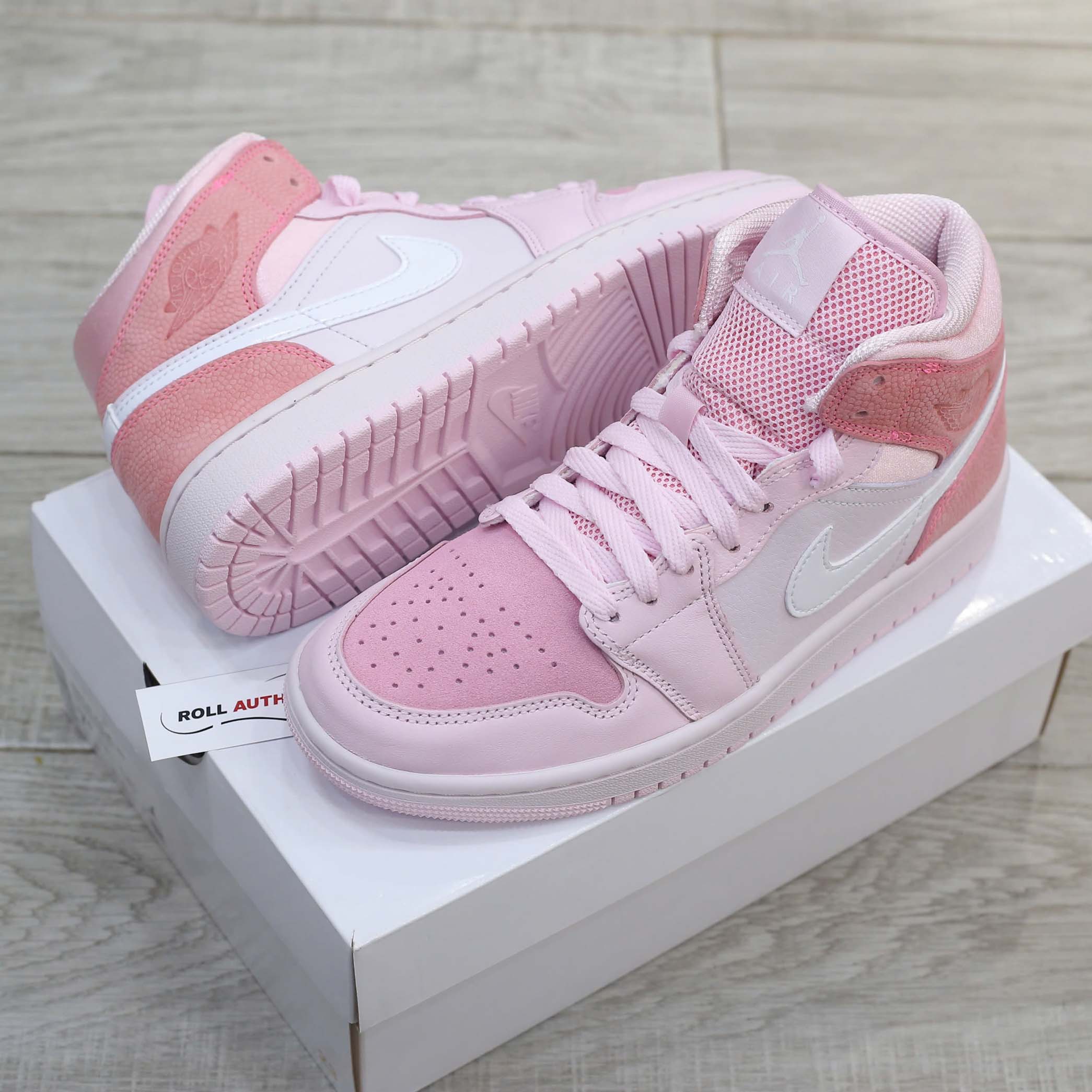 Giày Nike Air Jordan 1 Mid Digital Pink Real