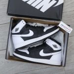 Giày Nike Air Jordan 1 Retro High OG Black White Real