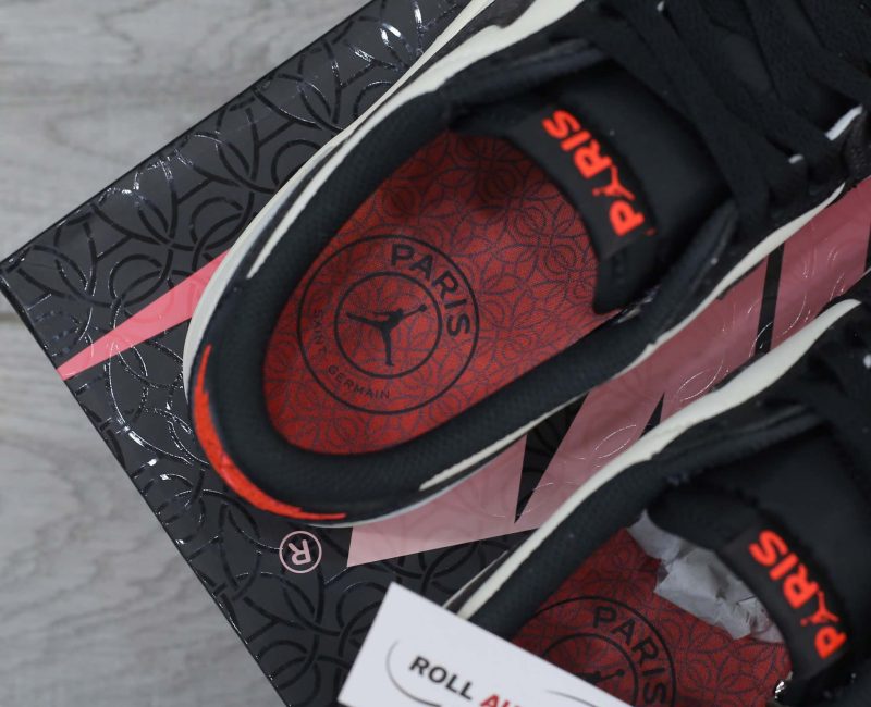 Giày Nike Air Jordan 1 Retro Low OG PSG Real