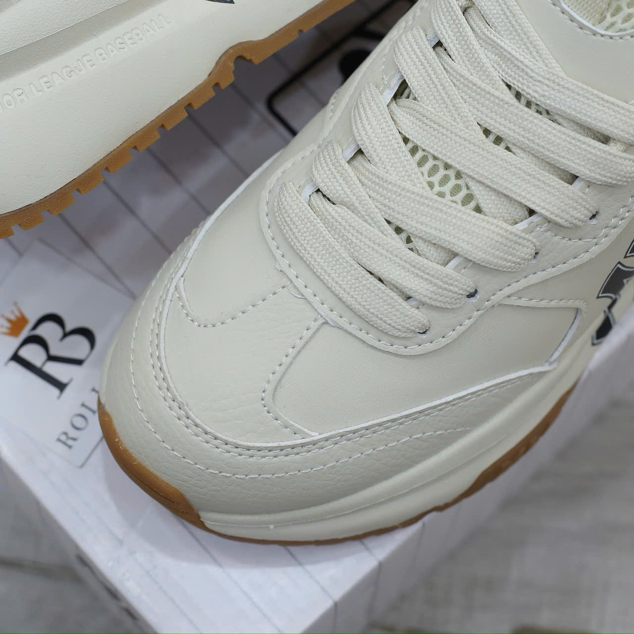 Giày MLB Chunky Runner Basic New York Yankees Cream Best Quality