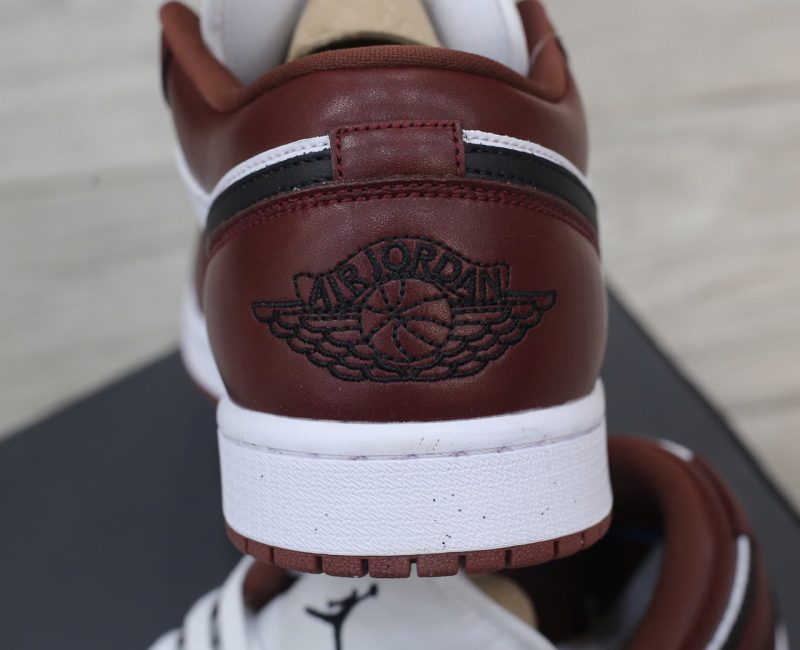 Giày Nike Air Jordan 1 Low SE ‘Dark Pony’ Chuẩn 99% Auth