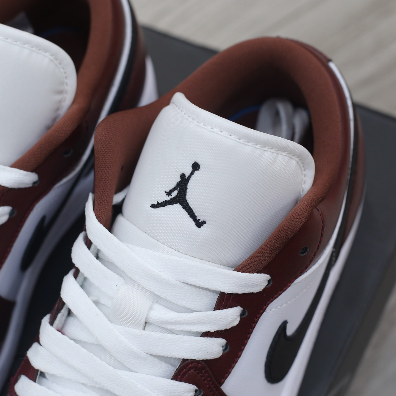 Giày Nike Air Jordan 1 Low SE ‘Dark Pony’ Chuẩn 99% Auth