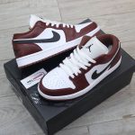 Giày Nike Air Jordan 1 Low SE ‘Dark Pony’ Chuẩn 99% Auth