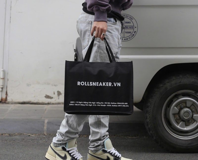 Onfeet Giày Nike Air Jordan 1 Low SE Coconut Milk Black Muslin Best Quality