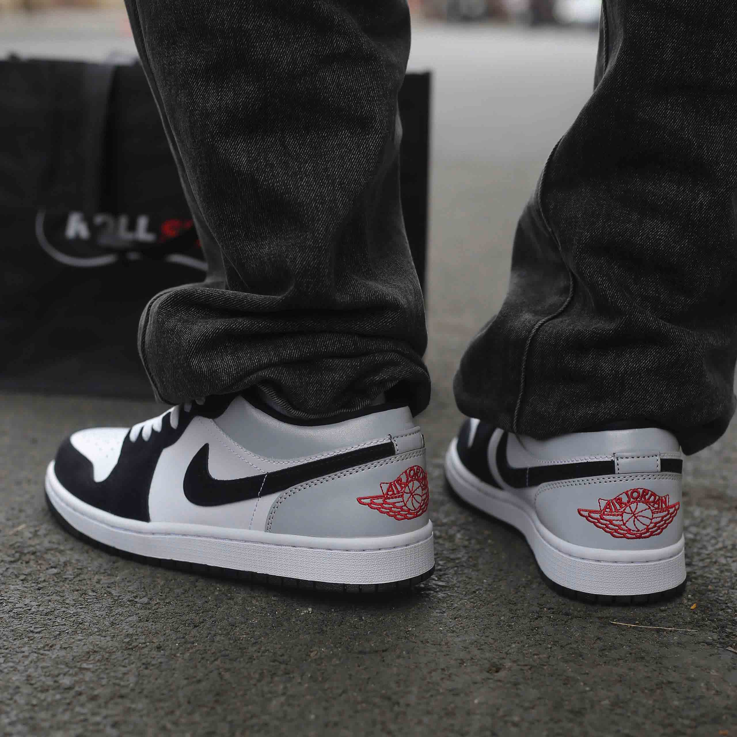 Onfeet Giày Nike Air Jordan 1 Low SE White Fire Red Black Matte Silver Best Quality