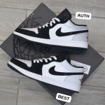 So sánh Jordan 1 Low SE White Fire Red Black Matte Silver