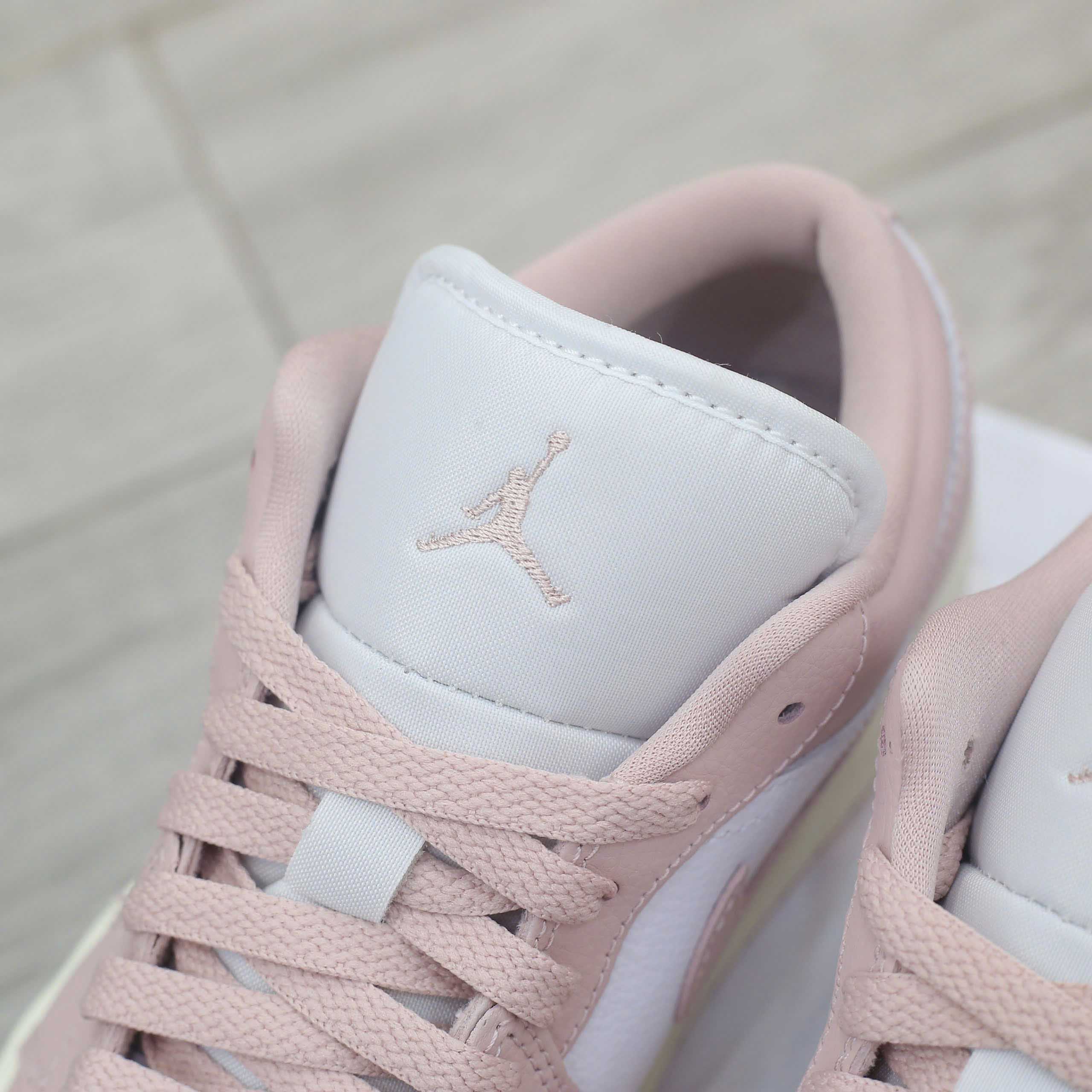 Giày Nike Air Jordan 1 Low ‘Pink Oxford’ Real