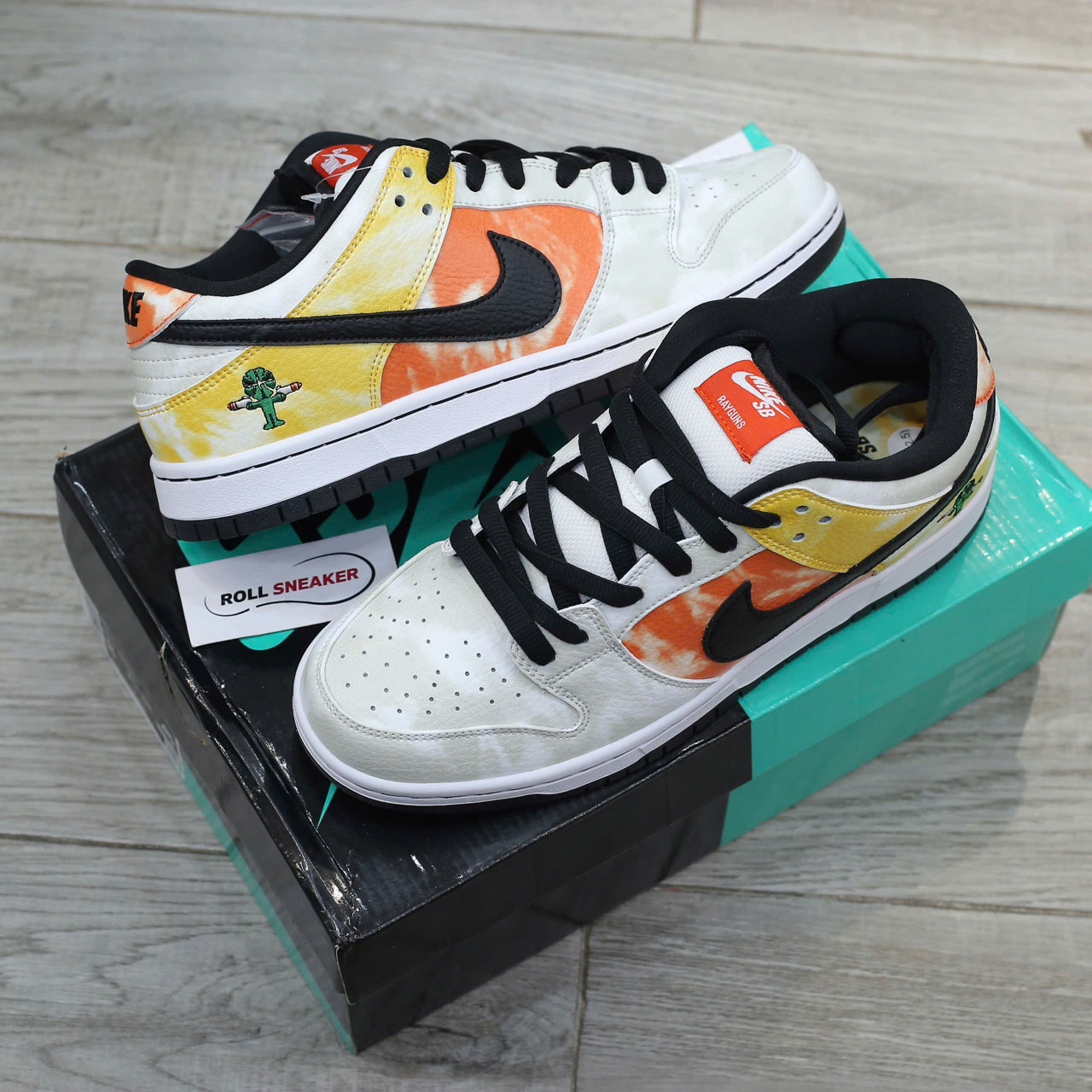 Giày Nike SB Dunk Low Raygun Tie-Dye White Best Quality