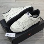 Giày Air Force 1 x Supreme White Black Like Auth