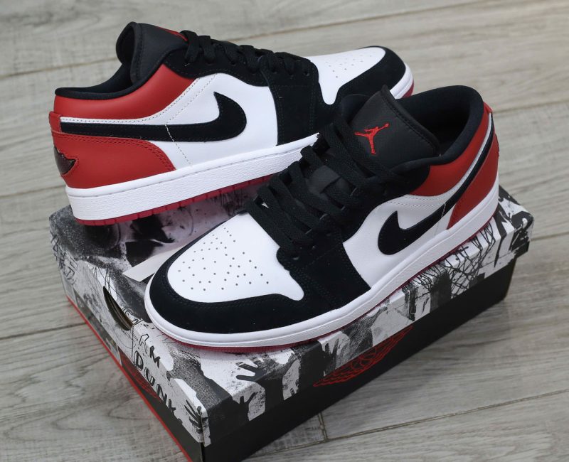 Giày Nike Air Jordan 1 Low 'Black Toe' 2025 Real