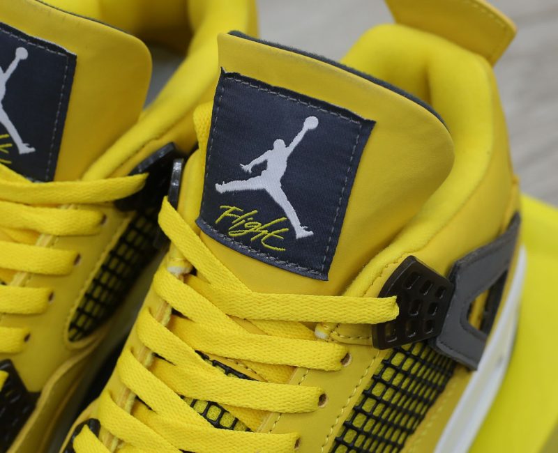 Giày Nike Air Jordan 4 Retro ‘Lightning’ 2021 Best Quality