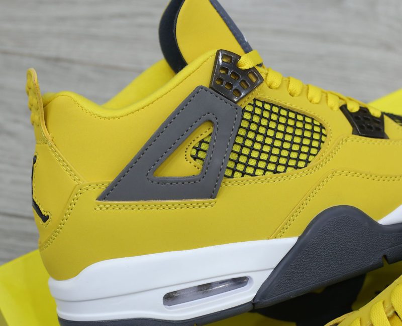 Giày Nike Air Jordan 4 Retro ‘Lightning’ 2021 Best Quality