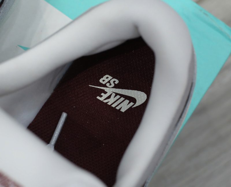 Giày Nike SB Force 58 ‘Light Smoke Burgundy’ Real