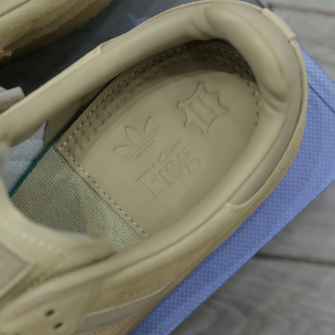 Giày Adidas Clarks 8th Street Samba Fieg Savannah Chuẩn 99% Auth