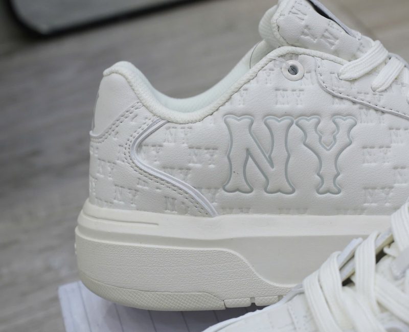 Giày MLB Chunky Liner Embo Mono Cooperstown White Chuẩn 99% Auth