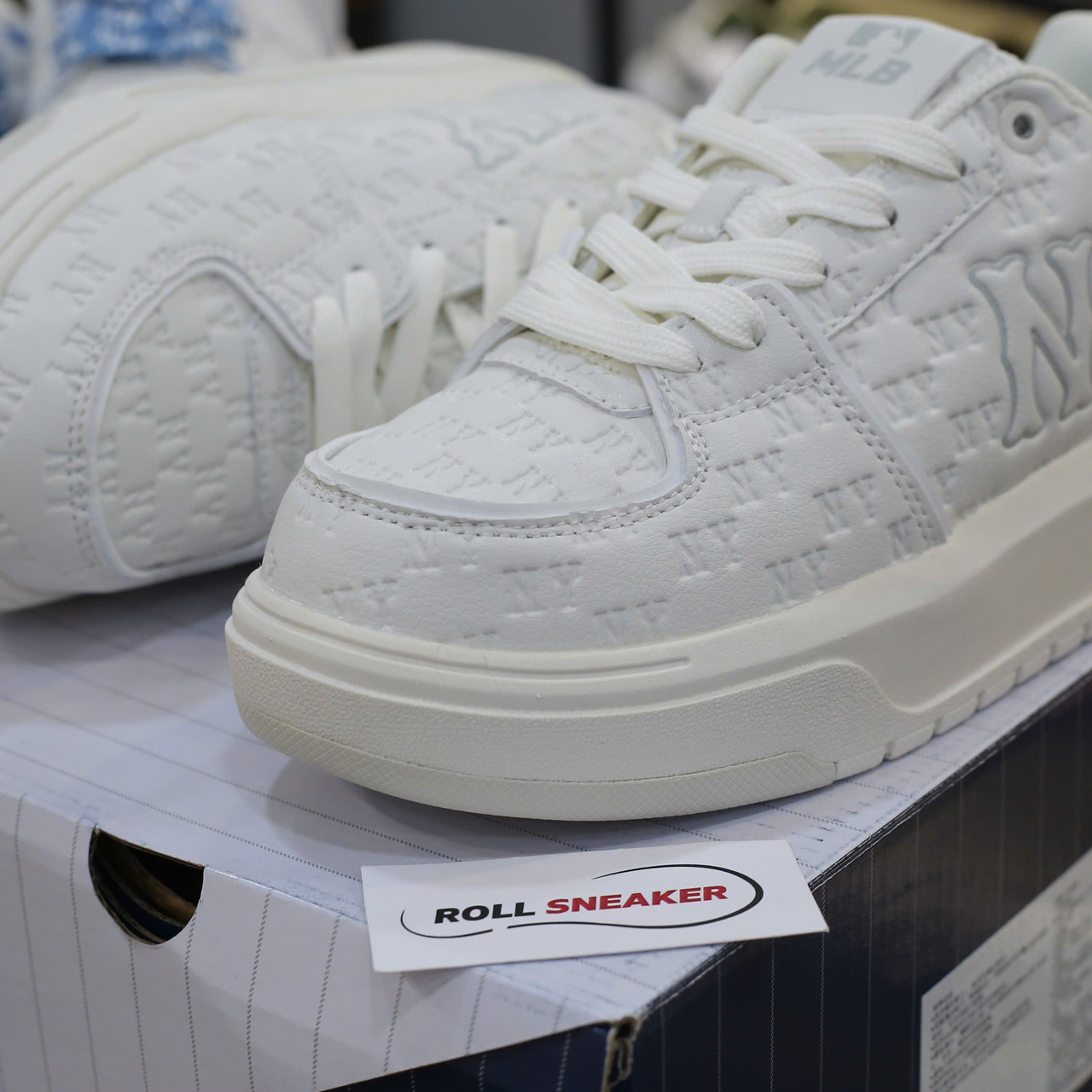 Giày MLB Chunky Liner Embo Mono Cooperstown White Chuẩn 99% Auth