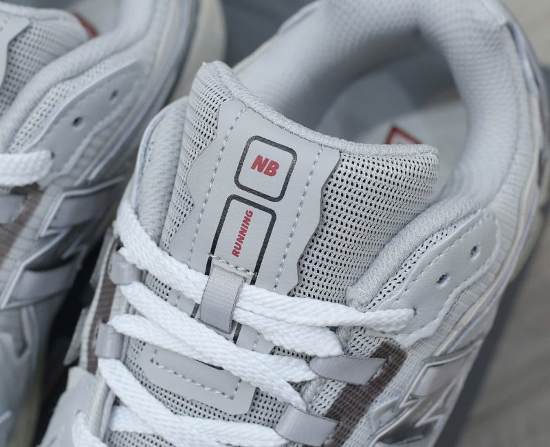 Giày New Balance 1906 Silver Metallic Chuẩn 99% Auth