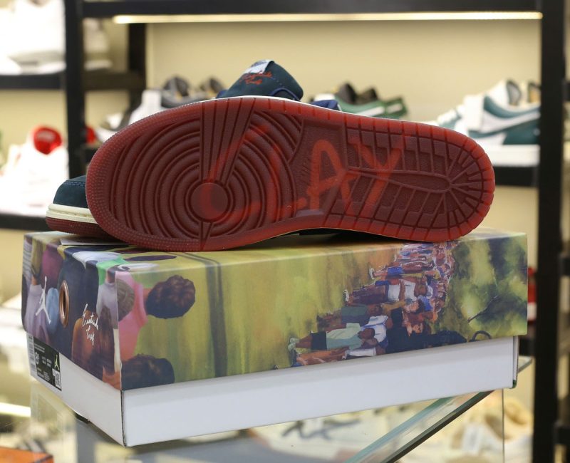 Giày Nike Air Jordan 1 Low ‘Eastside Golf Out of the Mud’ Chuẩn 99% Auth