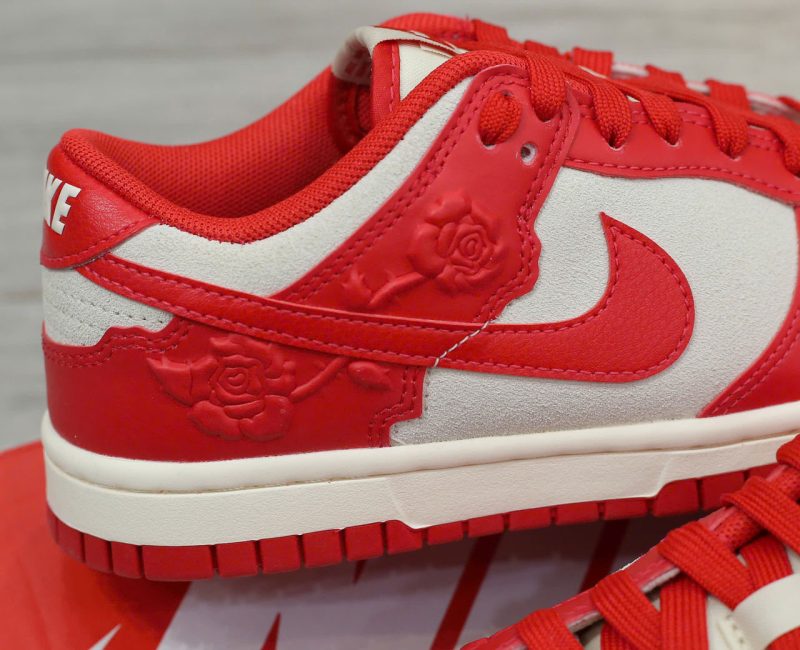 Giày Nike Dunk Low ‘Red Roses’ Real