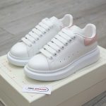 Giày Alexander Mcqueen Trắng Gót Hồng Vân Cá Sấu Chuẩn 99% Auth