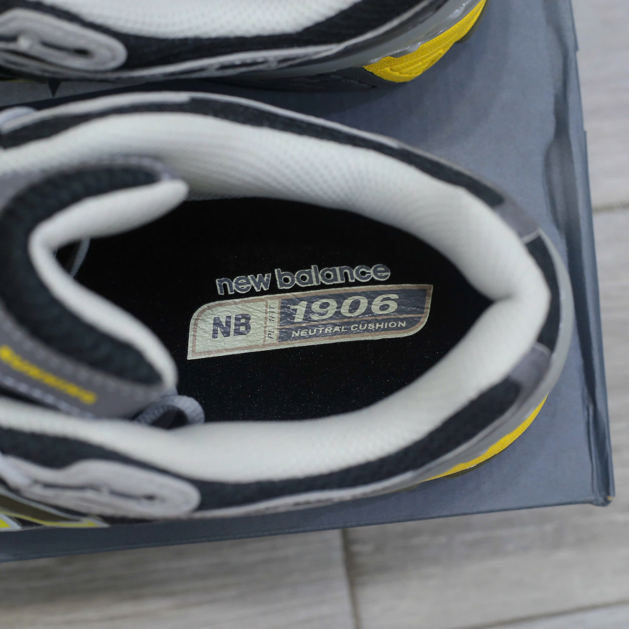 Giày New Balance 1906N Black Yellow Gray Chuẩn 99% Auth