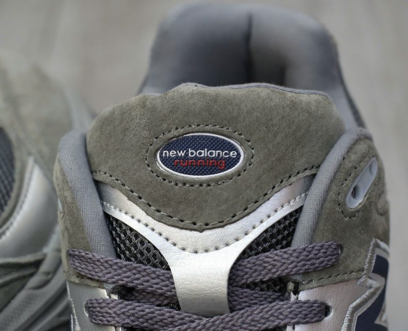 Giày New Balance 2002R OG ‘Light Grey’ Chuẩn 99% Auth