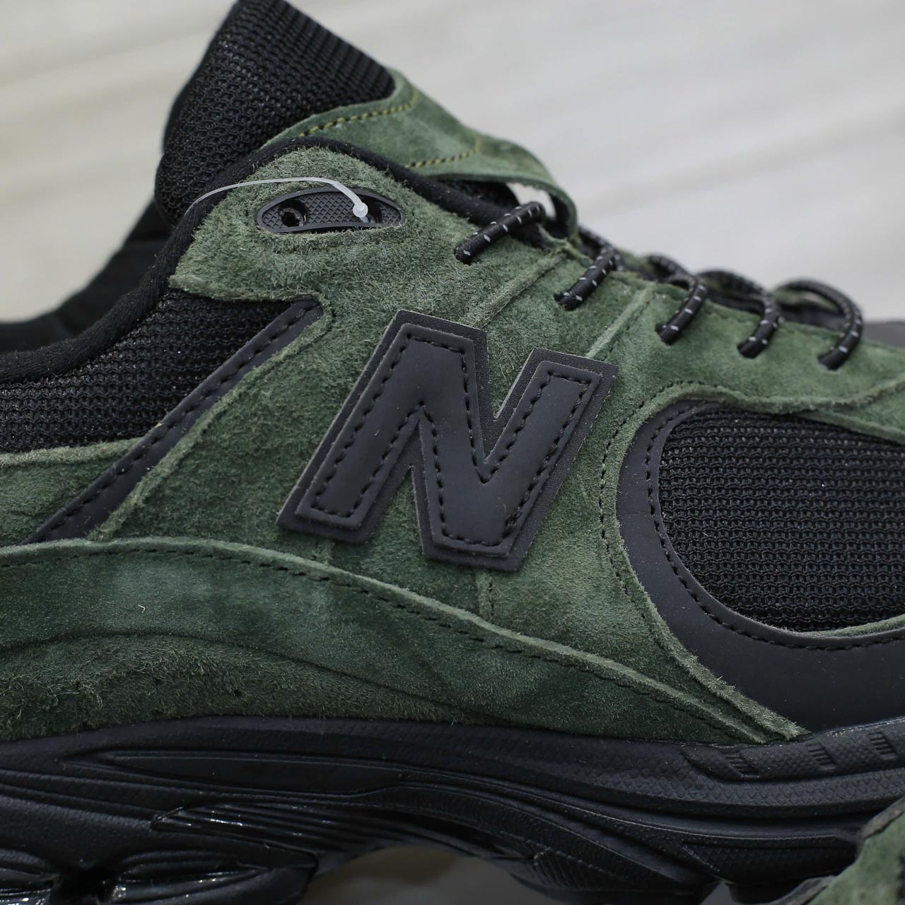 Giày New Balance 2002R x GORE-TEX Pine Chuẩn 99% Auth