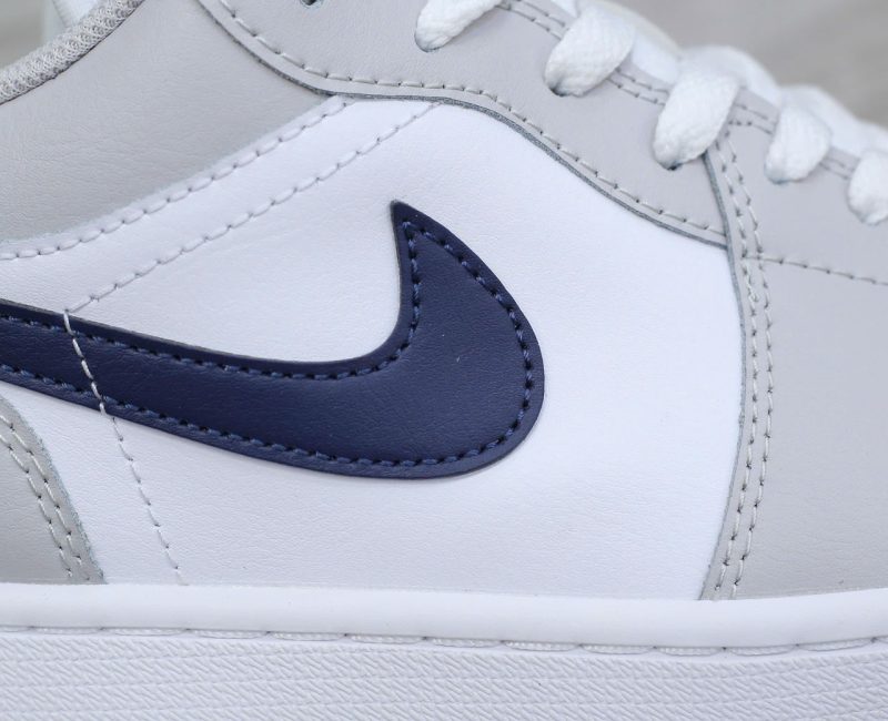 Giày Nike Air Jordan 1 Low ‘Georgetown’ Chuẩn 99% Auth