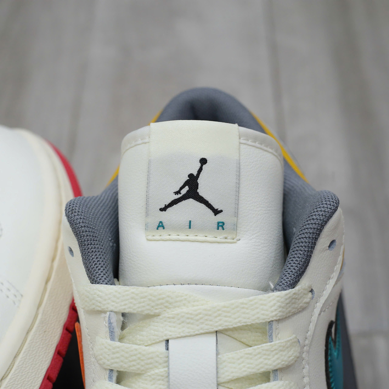 Giày Nike Air Jordan 1 Low Premium ‘Sail Yellow Ochre’ Chuẩn 99% Auth