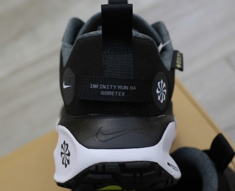 Giày Nike Infinity Run 4 Gore-Tex ‘Black White’ Chuẩn 99% Auth