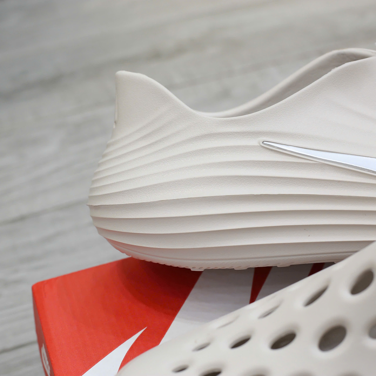 Giày Nike ReactX Rejuven8 ‘Light Orewood Brown’ Chuẩn 95% Auth