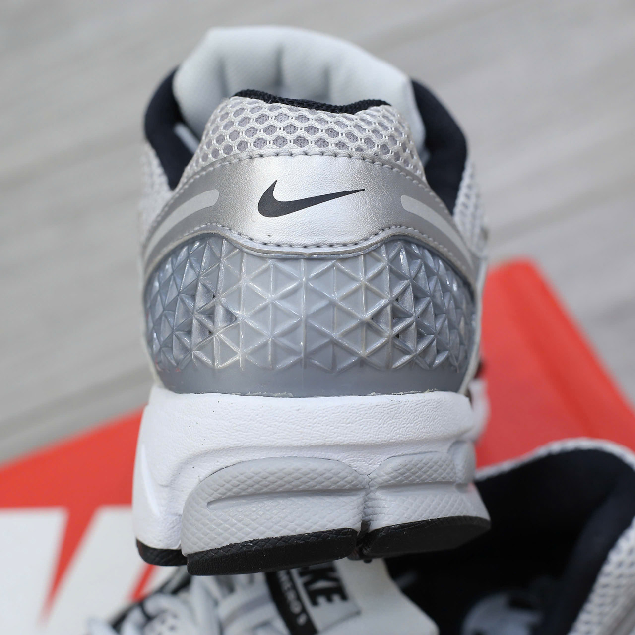 Giày Nike Zoom Vomero 5 ‘Metallic Silver Black’ Real
