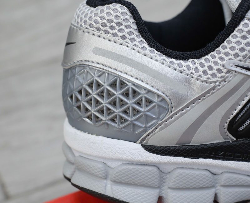 Giày Nike Zoom Vomero 5 ‘Metallic Silver Black’ Real