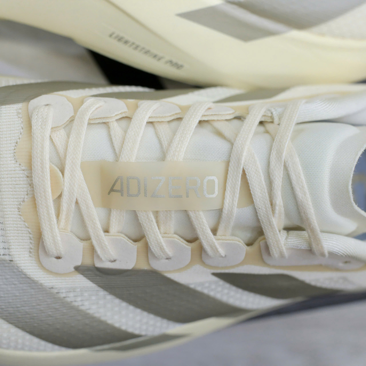 Giày Adidas Adizero Evo SL Wonder White Chuẩn 95% Auth