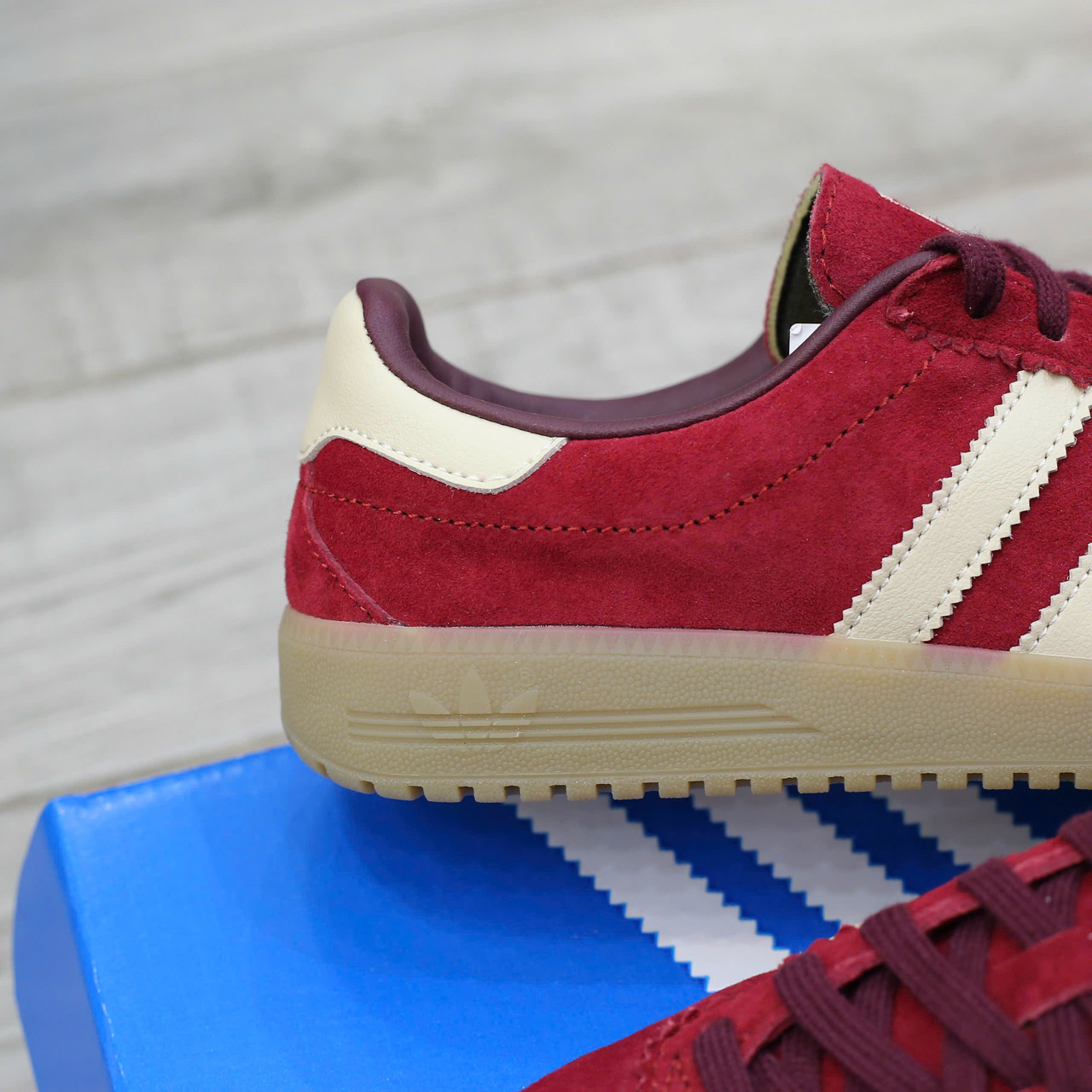 Giày Adidas Originals Bermuda ‘Collegiate Burgundy’ Chuẩn 99% Auth