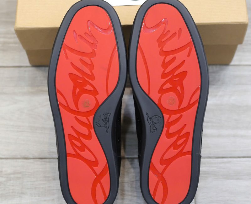 Giày Christian Louboutin Vieira Spikes 'Black' Chuẩn 99% Auth