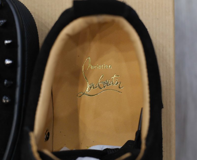 Giày Christian Louboutin Vieira Spikes 'Black' Chuẩn 99% Auth