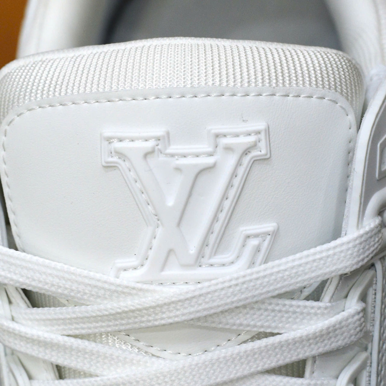 Giày Louis Vuitton LV Sneaker Weiß Monochrom Best Quality