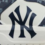 Giày MLB Chunky Liner Denim Classic Mono New York Yankees Navy Like Auth