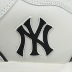 Giày MLB Chunky Liner Denim Pocket New York Yankees Black Like Auth