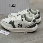 Giày MLB Chunky Liner Denim Pocket New York Yankees Black Like Auth