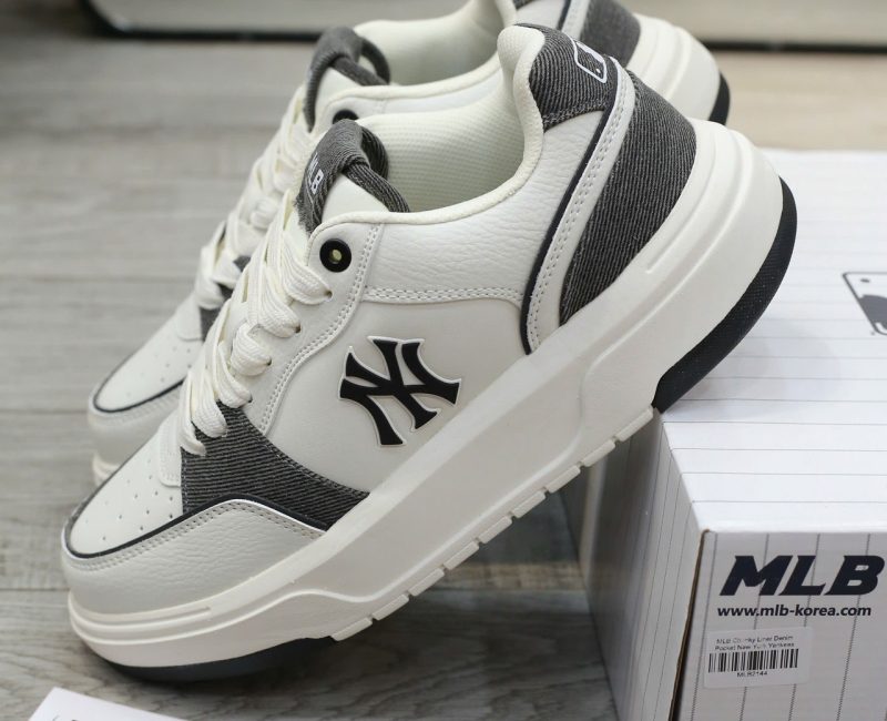 Giày MLB Chunky Liner Denim Pocket New York Yankees Black Like Auth